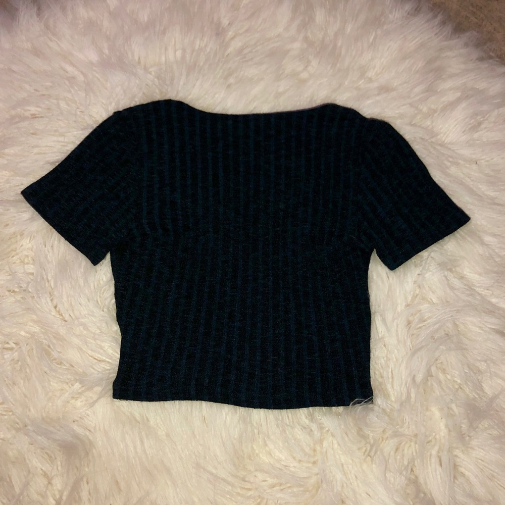 Wrap Crop Top - Picture 3 of 4